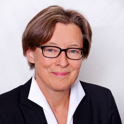 Dr. Elisabeth